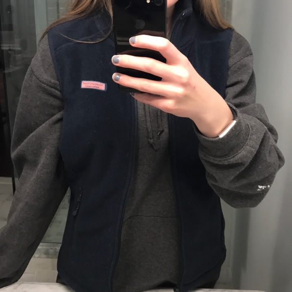 Vineyard Vines Jackets & Blazers - Navy Vineyard Vines Fleece Vest Vineyard Vines Jackets & Blazers - Navy Vineyard Vines Fleece Vest